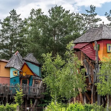 Baumhaushotel Oaseweil Nyaraló