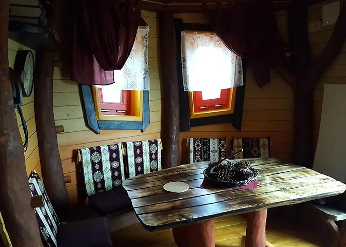 Baumhaushotel Oaseweil